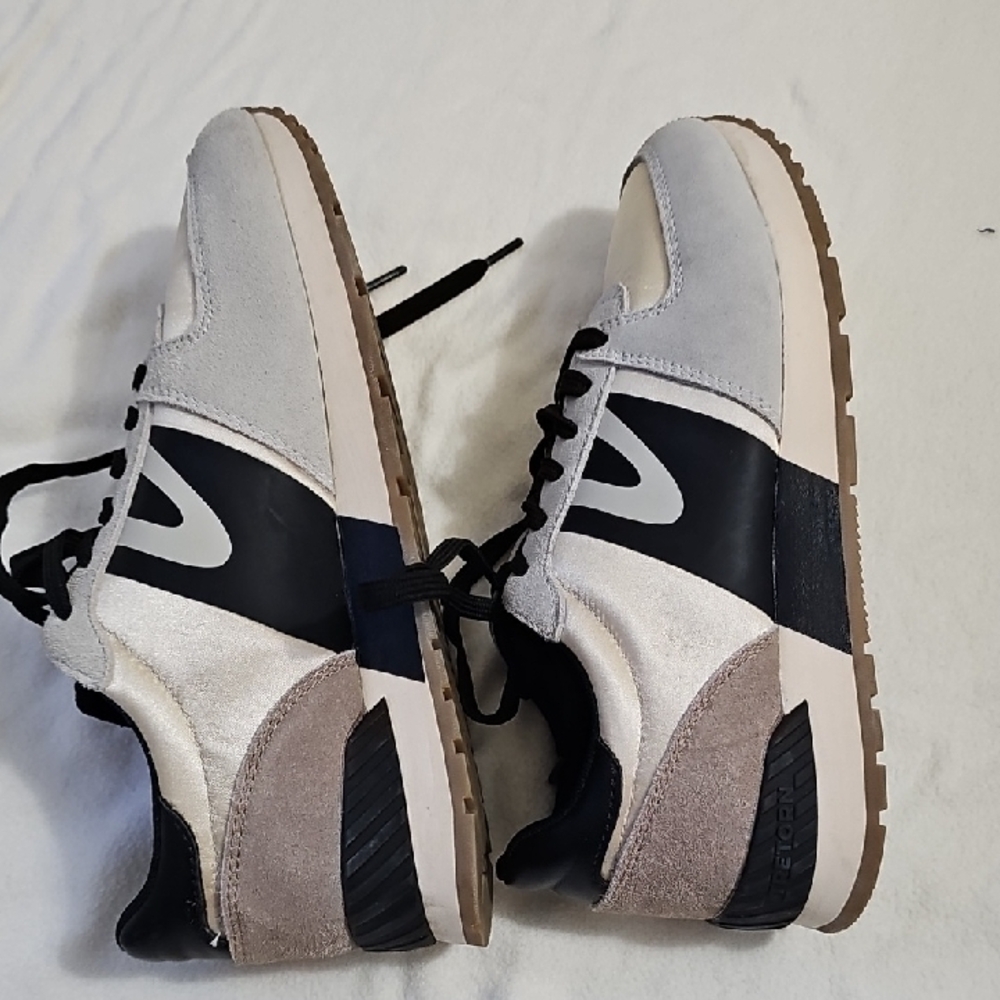 Tretorn Black and Cream Women's Sneakers - Picture 6 of 7